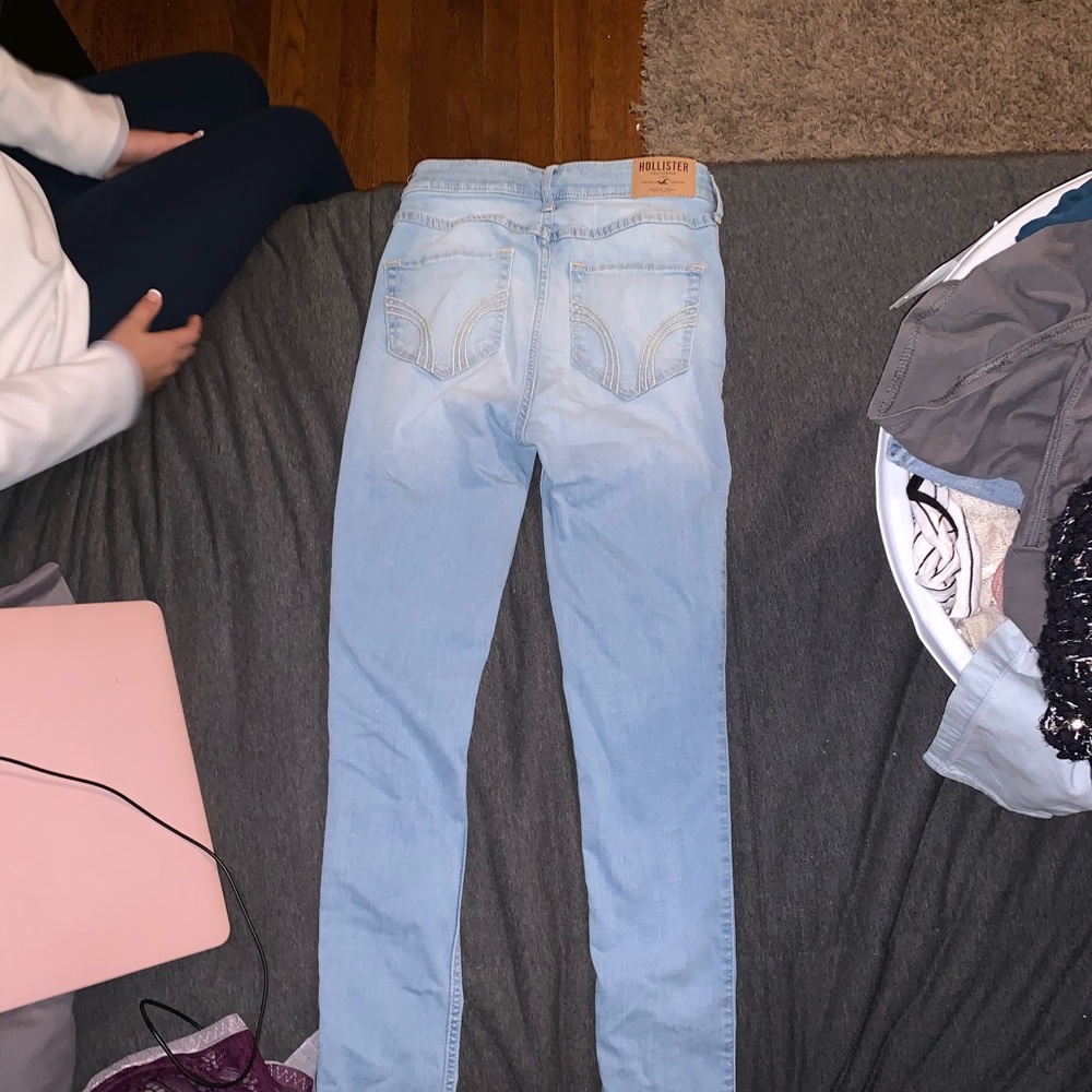 Hollister jeans